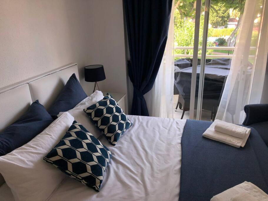 Apartamento Torremolinos 5 Personas + Parking + Piscina Todo El Ano Extérieur photo